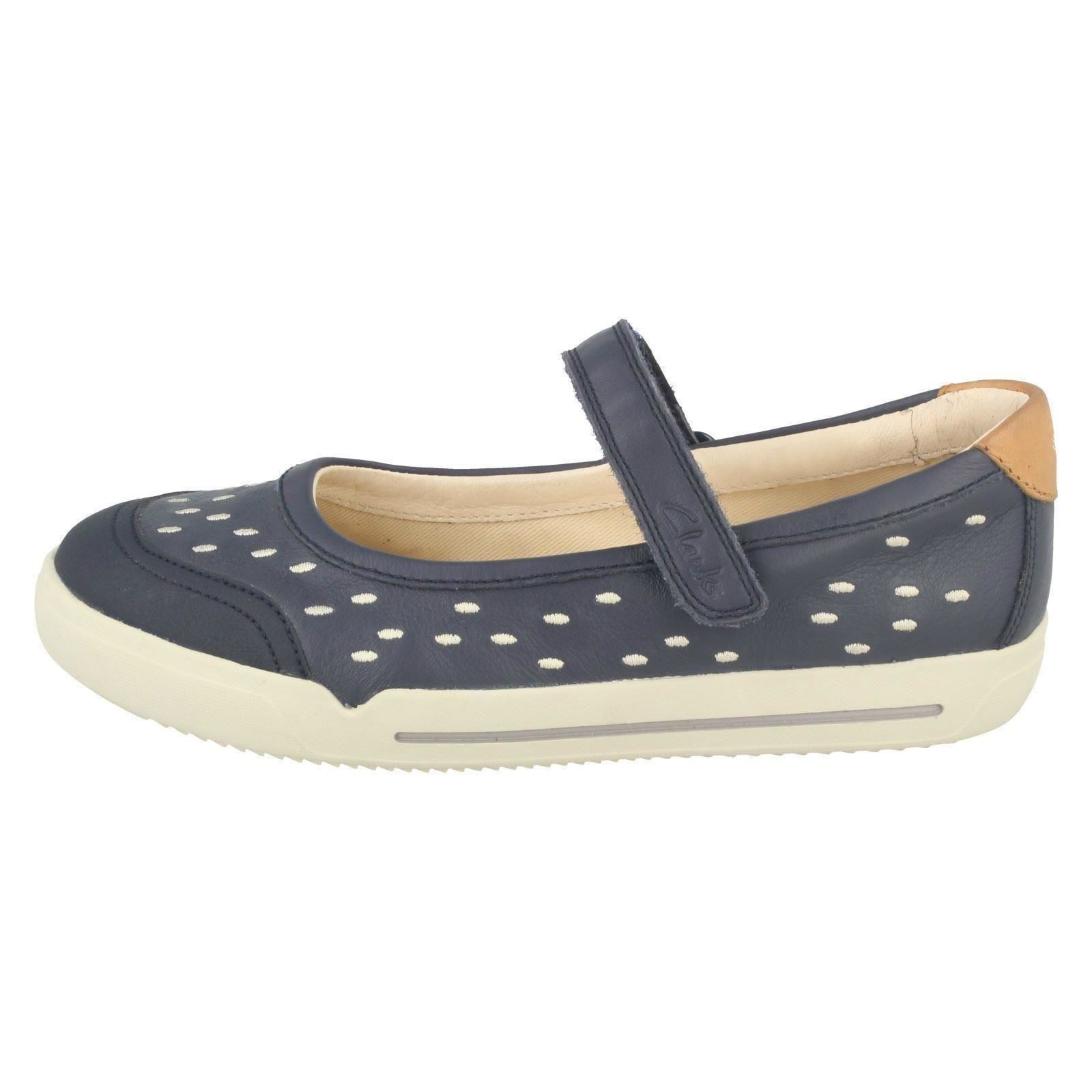 GIRLS CLARKS PINK LEATHER SHOES LILFOLKLOU