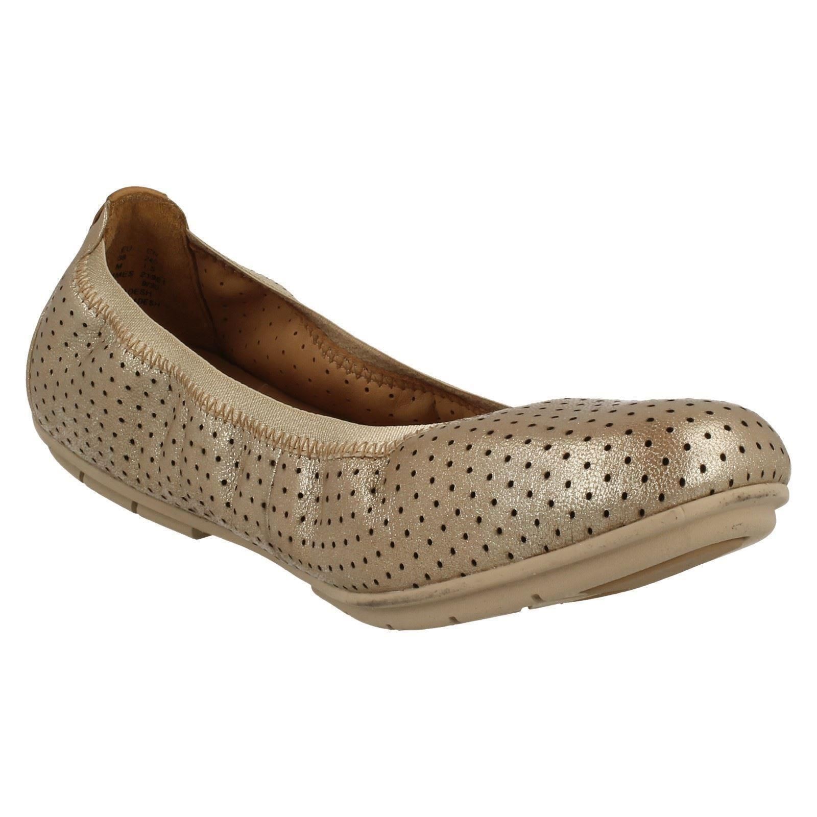 Señoras por no estructurados por Señoras Clarks Zapatos Planos del tracto de las Naciones Unidas 80d2ab Señoras por no estructurados por Señoras Clarks Zapatos Planos del tracto de las Naciones Unidas 80d2ab