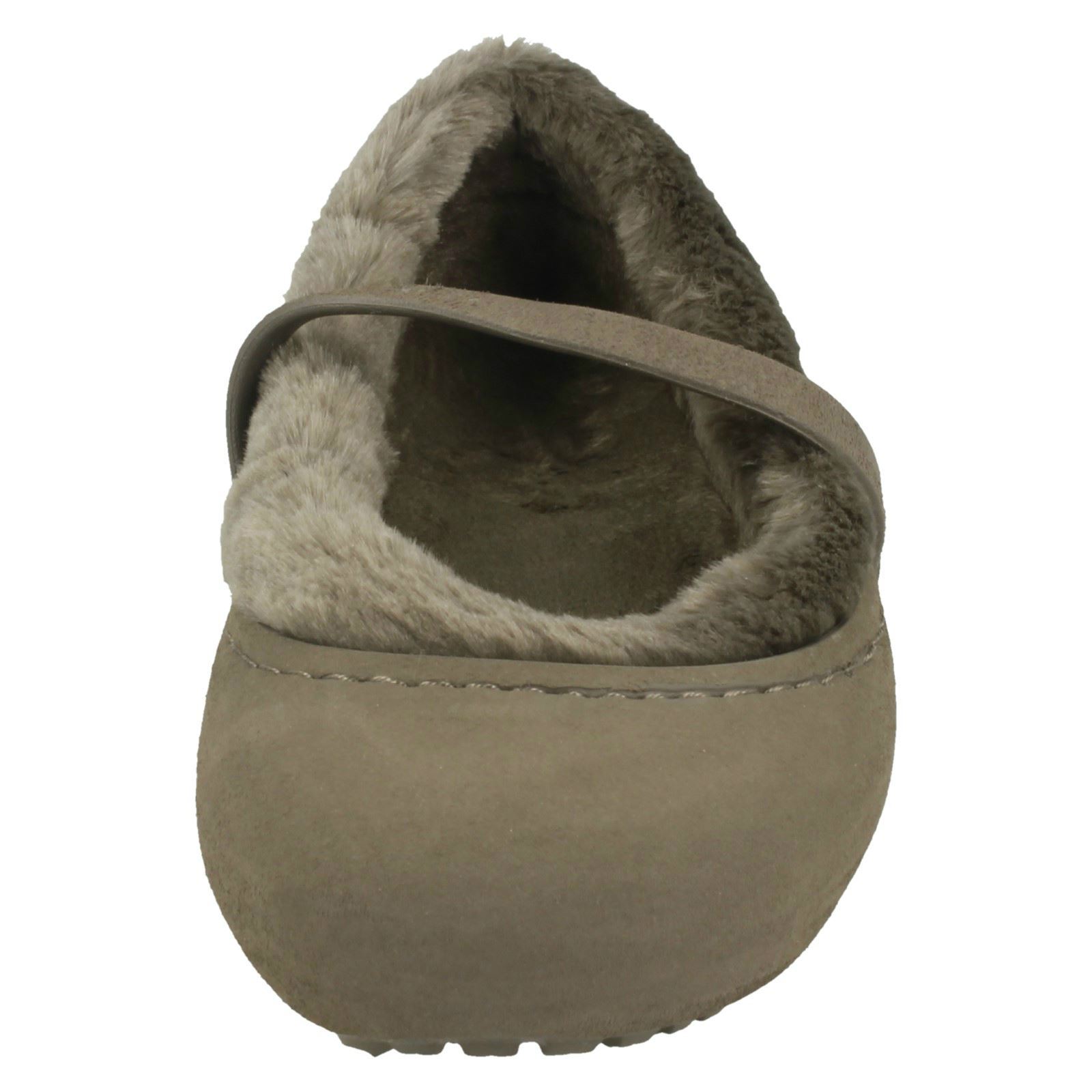 Girls Crocs Faux Fur Casual Shoes Nanook Girls eBay Girls Crocs Faux Fur Casual Shoes Nanook Girls eBay