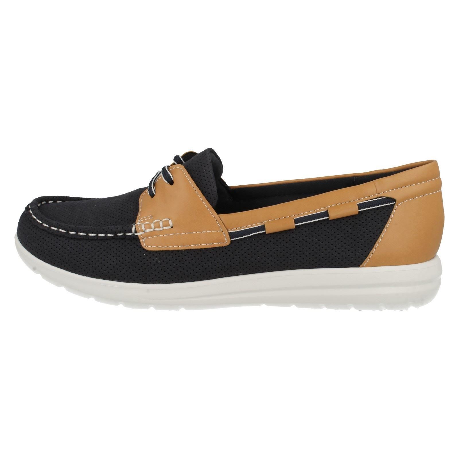 Ladies Cloud Steppers By Clarks Lace Up Deck Shoes Jocolin