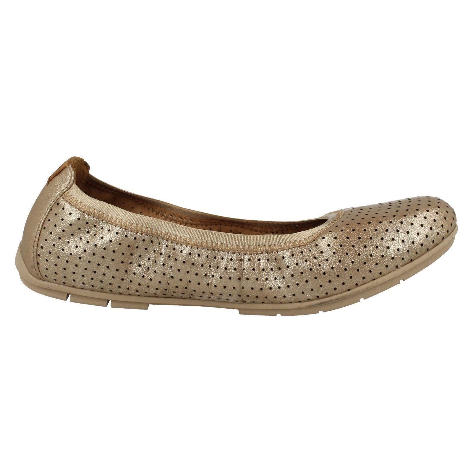 Señoras por no estructurados por Señoras Clarks Zapatos Planos del tracto de las Naciones Unidas 80d2ab Señoras por no estructurados por Señoras Clarks Zapatos Planos del tracto de las Naciones Unidas 80d2ab