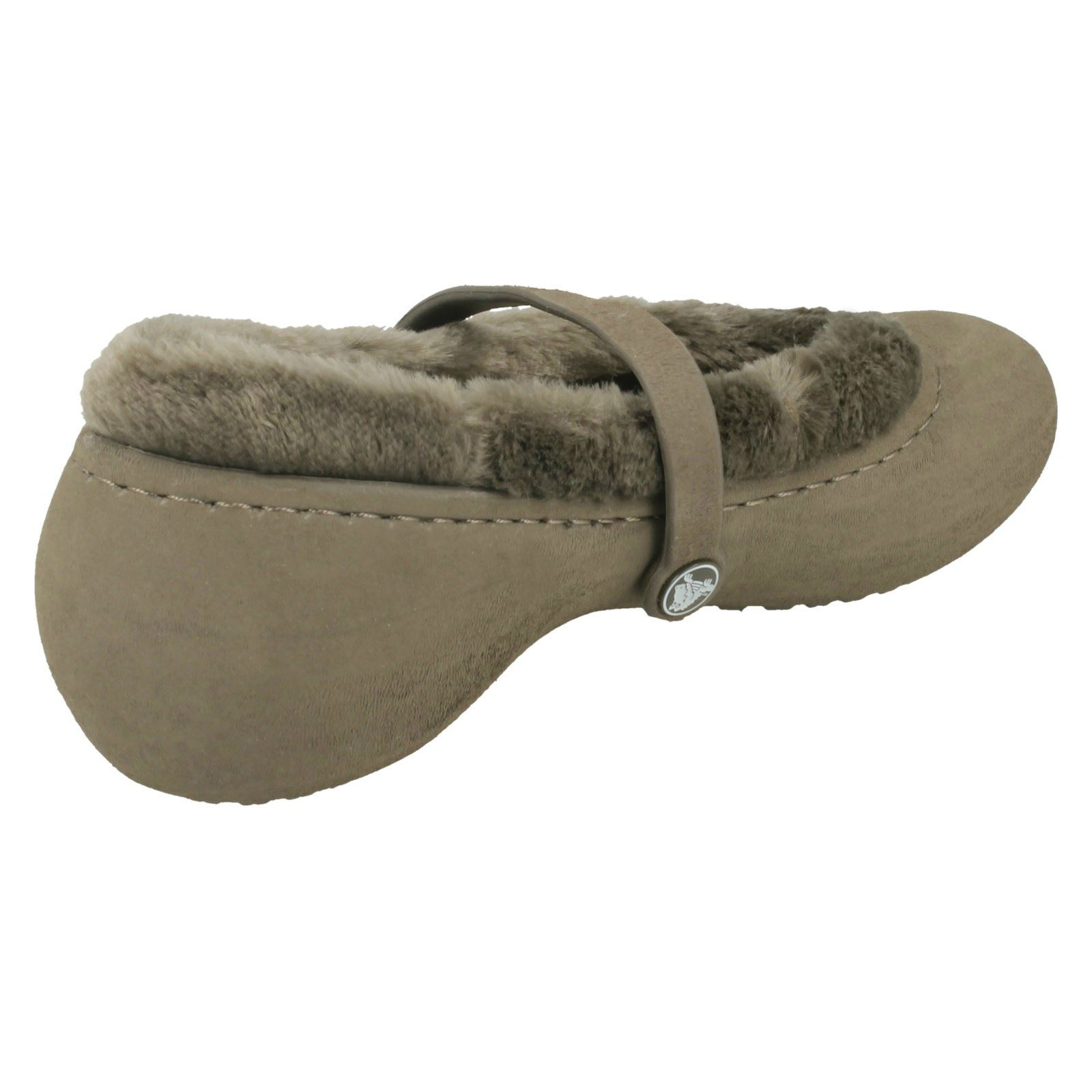 Girls Crocs Faux Fur Casual Shoes Nanook Girls eBay Girls Crocs Faux Fur Casual Shoes Nanook Girls eBay