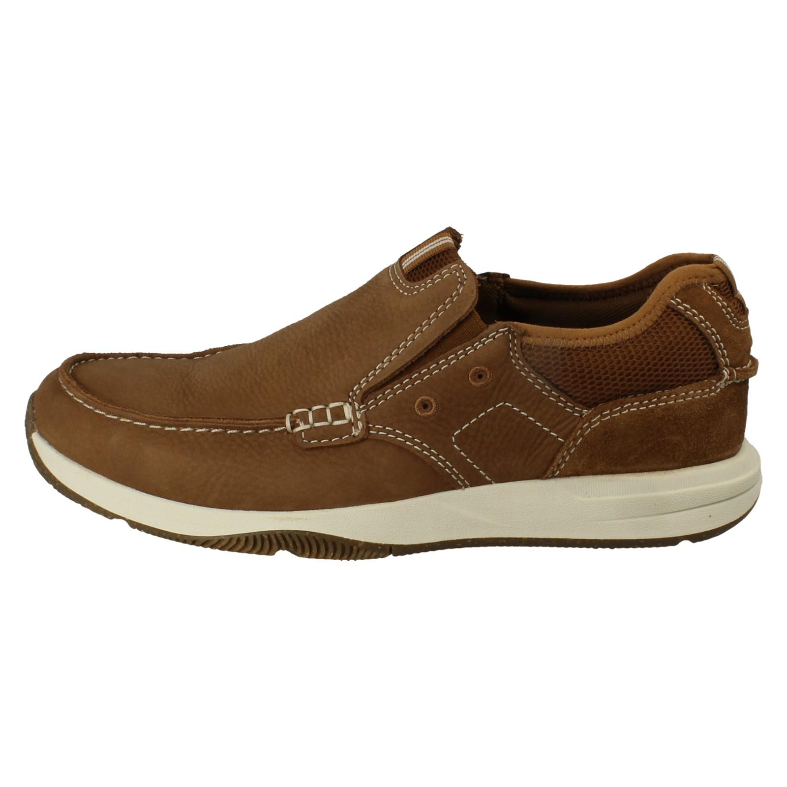 Mens Clarks Wide Fit Leather Slip On Casual Comfort Boat Shoes, Sailview Step - Picture 3 of 10