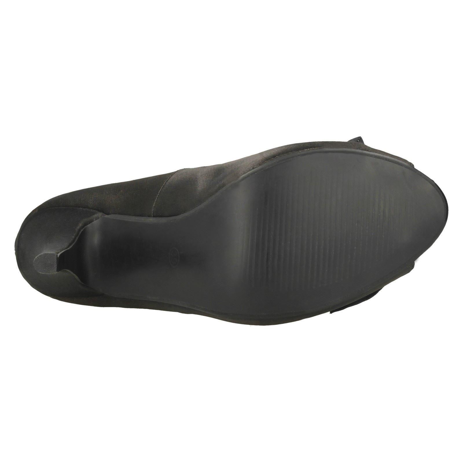 Tacones con punta de peep para dama - Imagen 5 de 28