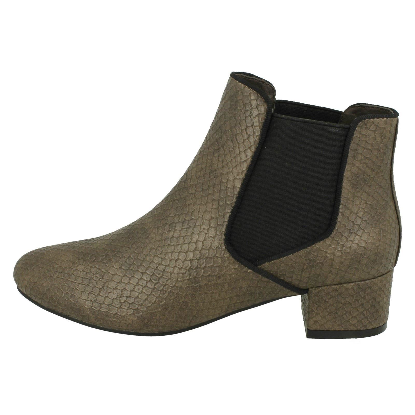 'Botas' al tobillo para damas Anne Michelle - Imagen 39 de 46