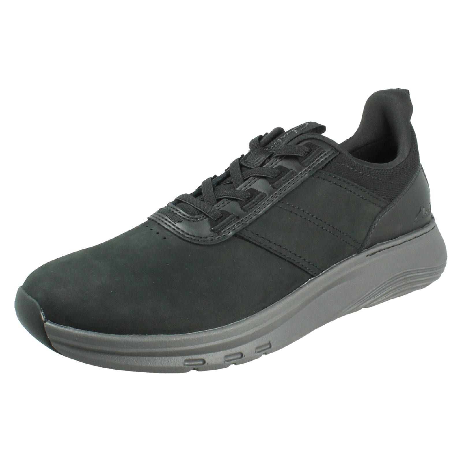 Entrenadores informales con cordones de cuero nobuck Clarks para hombre: Motion Trek LX - Imagen 11 de 19