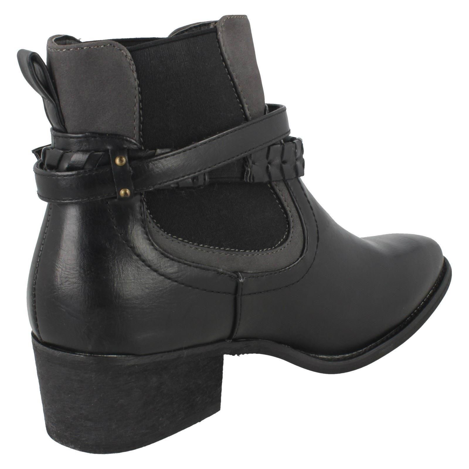 Ladies Down To Earth Heeled 'Ankle Boots' - Picture 6 of 19