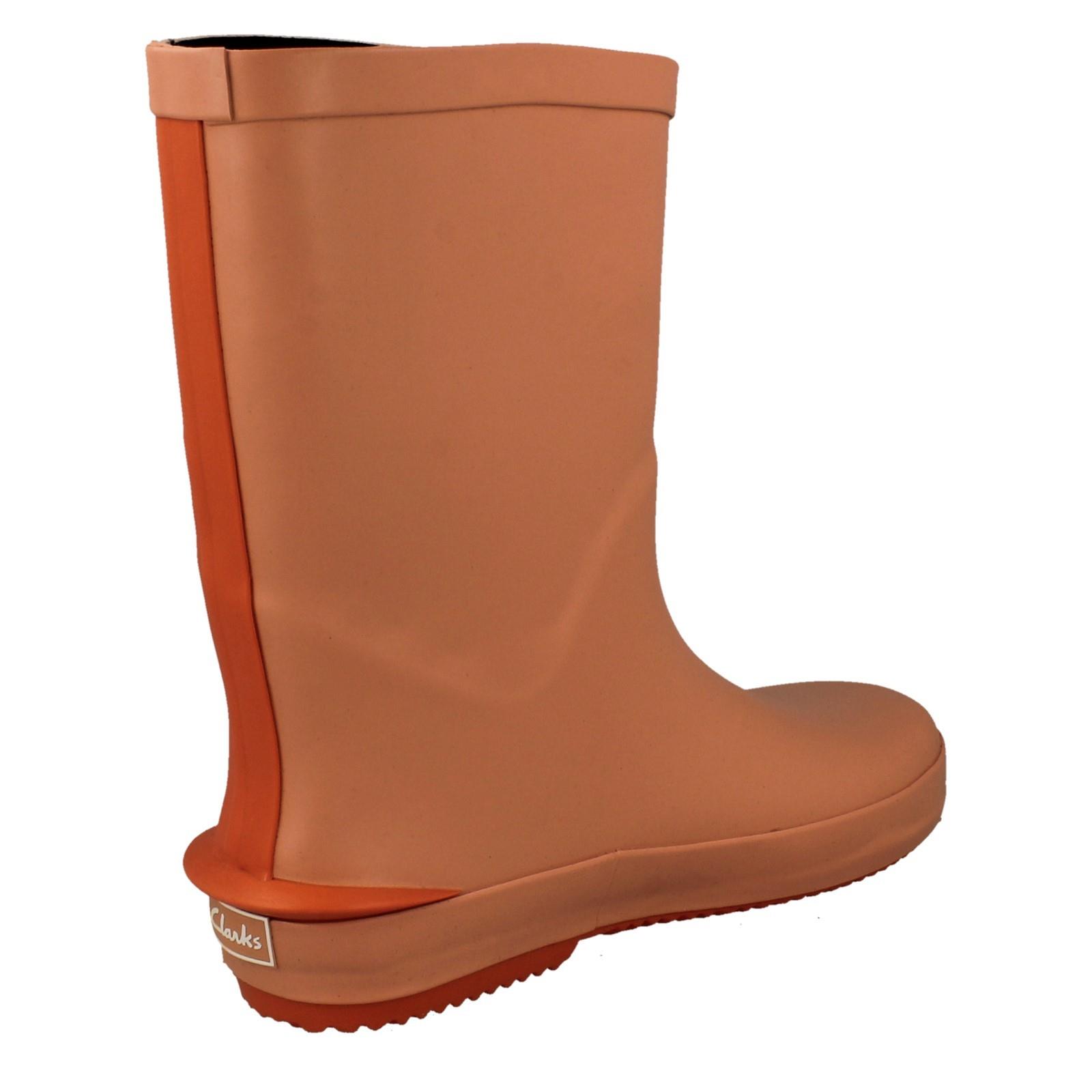 Childrens Clarks Waterproof Grippy Soled Pull On Wellington Boots Tarri Run - Picture 24 of 46