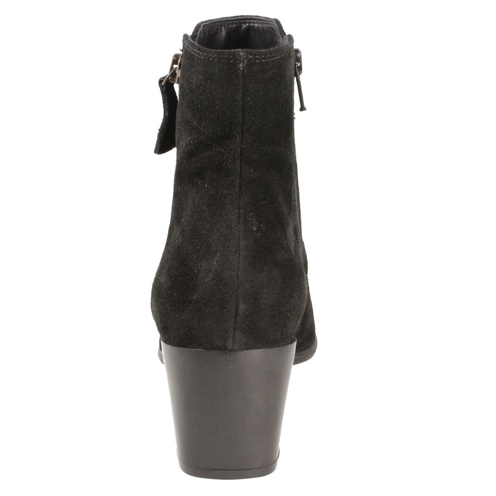 clarks isabella zip ankle boot