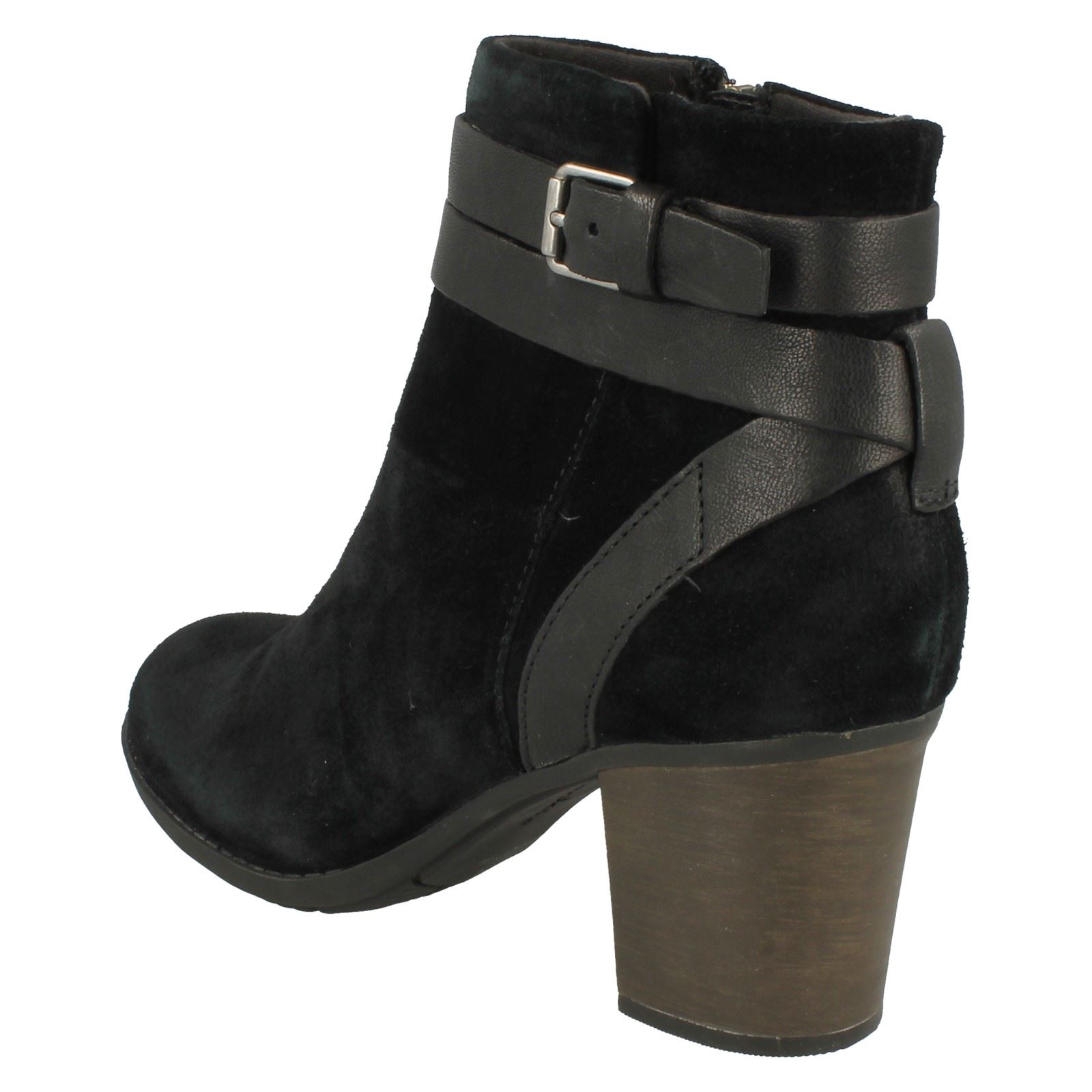 Clarks Donna Stivali con Tacco e Smart ENFIELD River River River 00a020 Clarks Donna Stivali con Tacco e Smart ENFIELD River River River 00a020