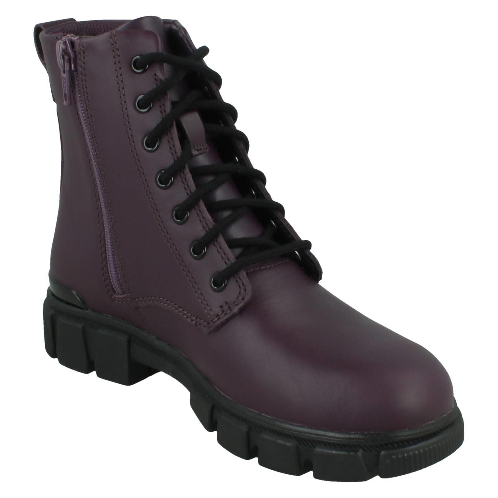 Girls Clarks Charm Detail Ankle Boots "Evyn Charm O" - Picture 17 of 19