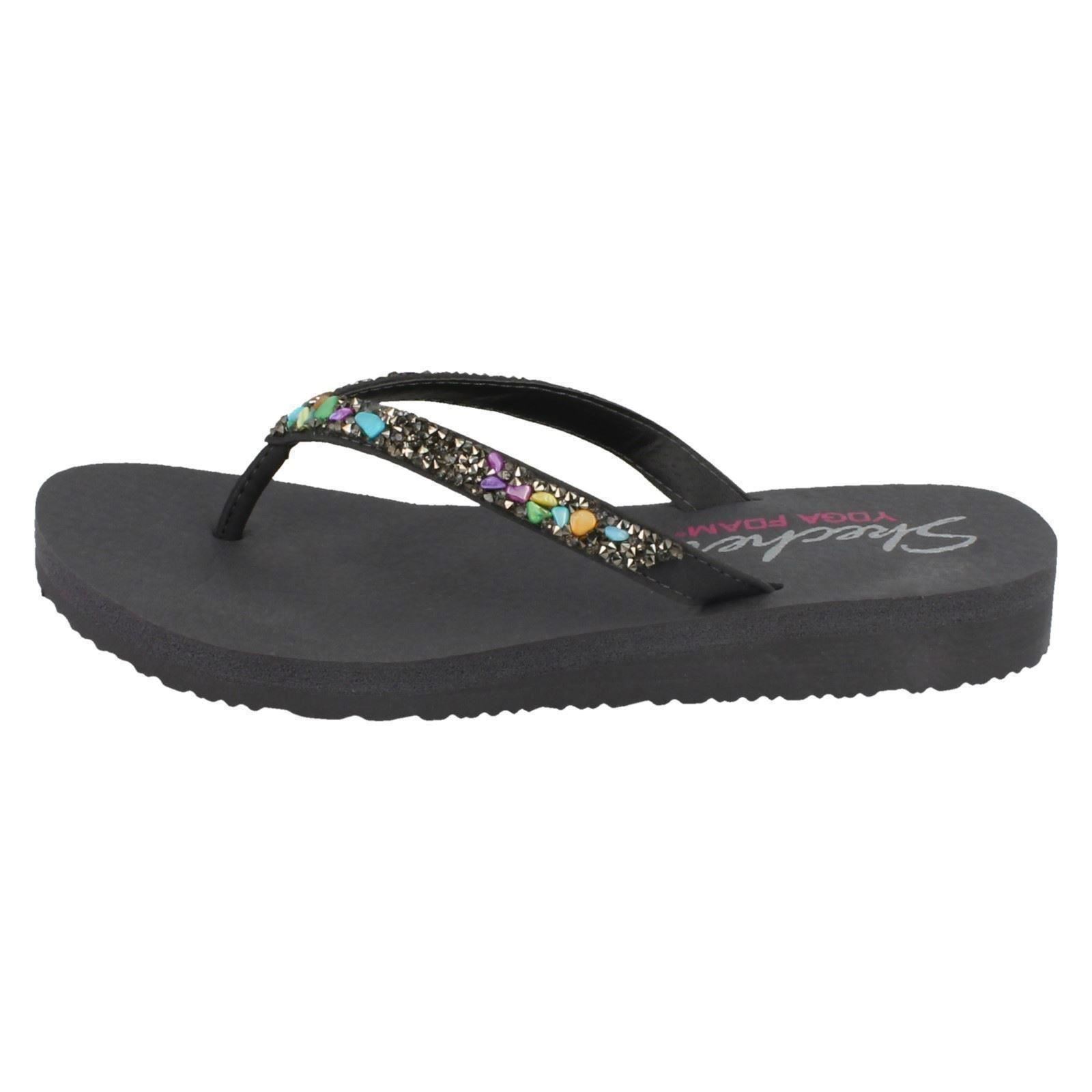 skechers yoga flip flop