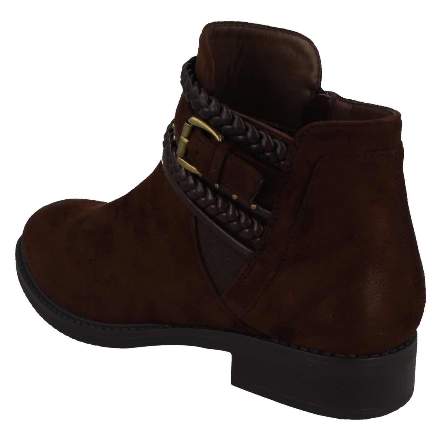 Ladies Spot On Low Heel Ankle Boots - Picture 13 of 19