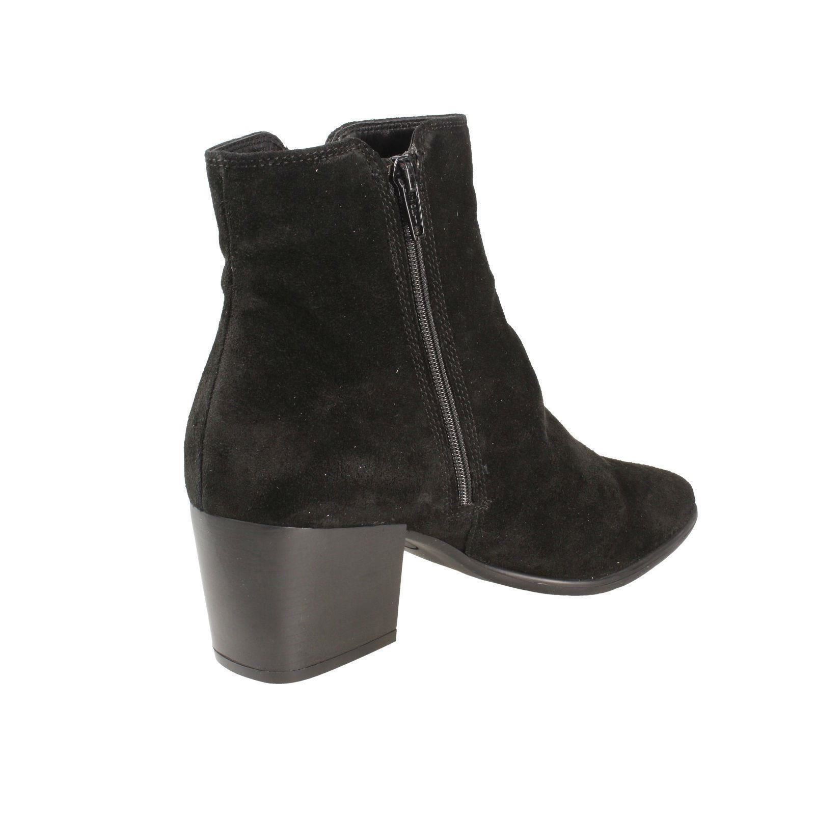 clarks isabella zip ankle boot