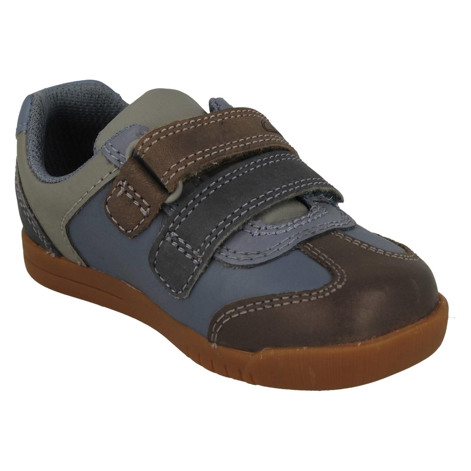 Jungen Clarks Streifendetail Klettverschluss Schuhe "Den Stripe" - Bild 28 von 28