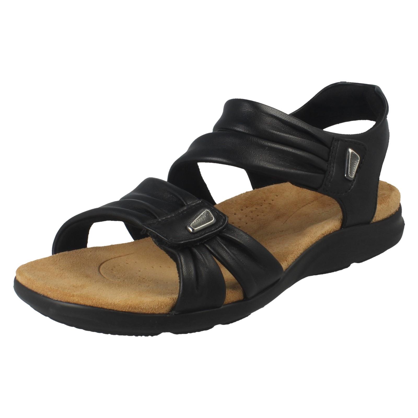 Damen Clarks Leder Klettverschluss Doppelriemen breite Sommer Sandalen "Kitly Ave" - Bild 2 von 19
