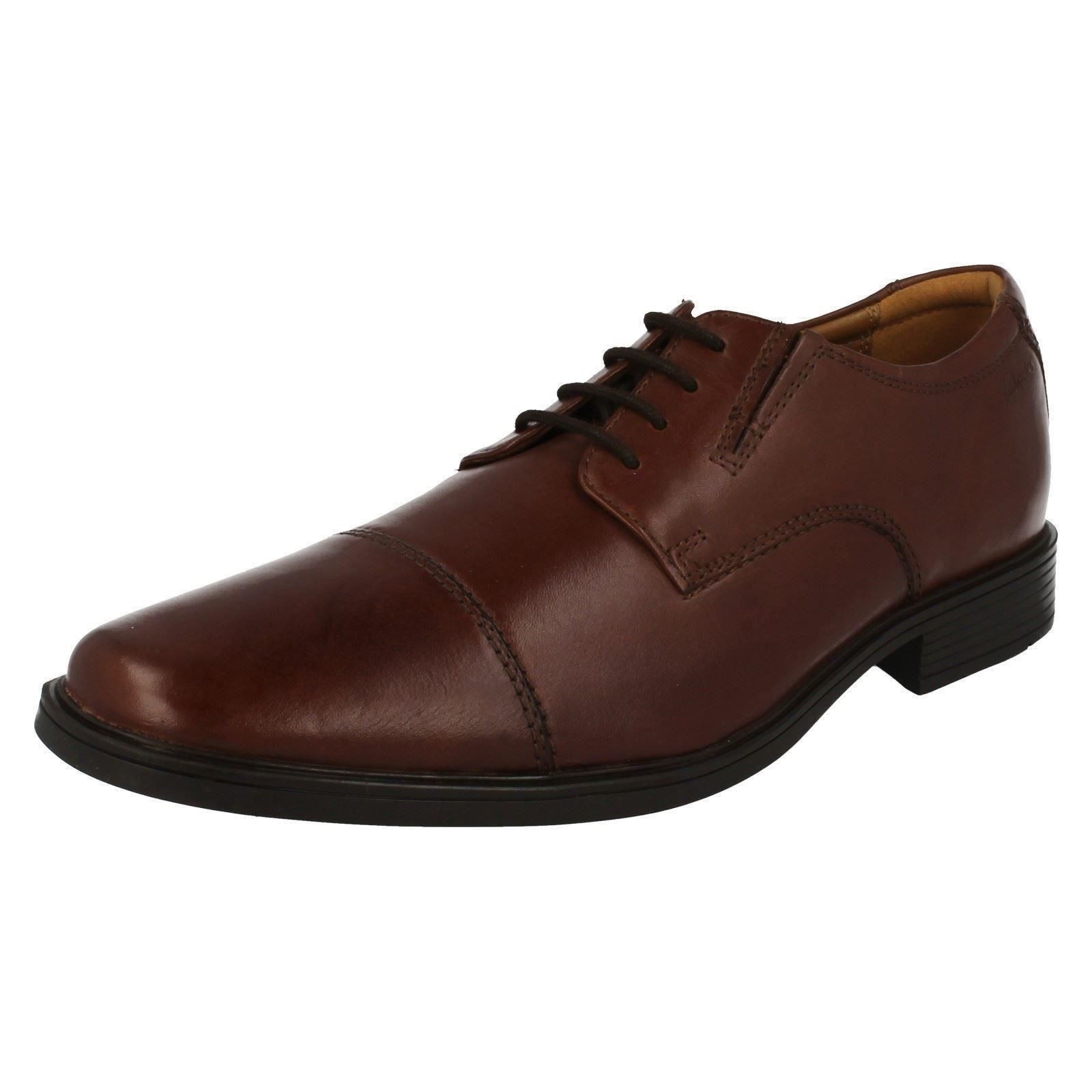 Da Uomo Clarks Lacci Formale Punta Rotonda Scarpe Di Pelle Pelle Di Tilden Cap a80b9d Da Uomo Clarks Lacci Formale Punta Rotonda Scarpe Di Pelle Pelle Di Tilden Cap a80b9d
