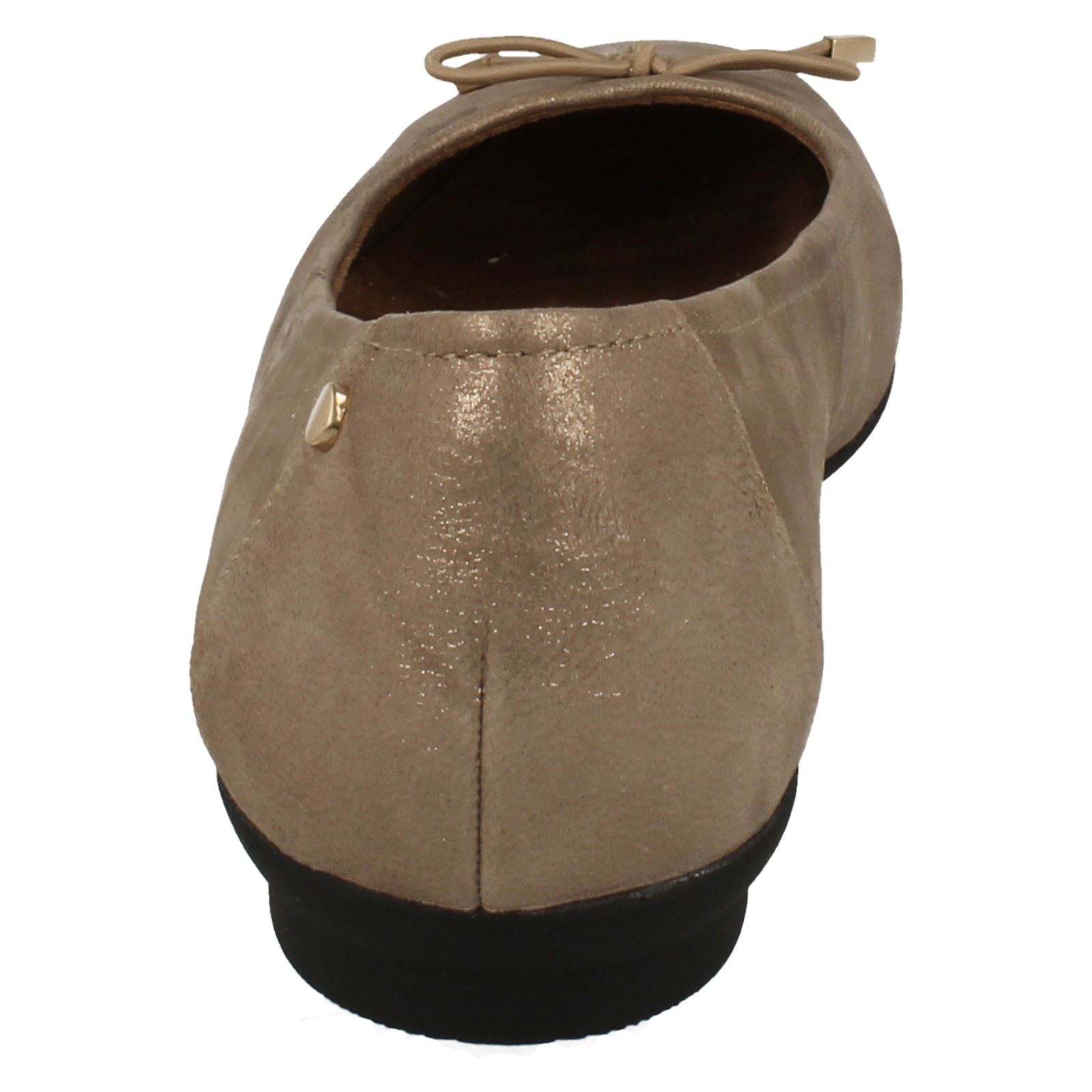Ladies Clarks Ballerina Style Style Style Pumps 'Candra Light' c42bdc Ladies Clarks Ballerina Style Style Style Pumps 'Candra Light' c42bdc