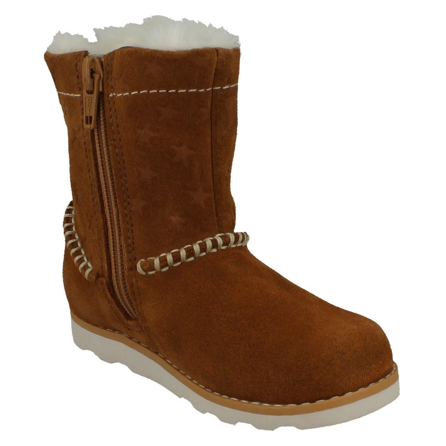 Niñas Clarks Informales con Cremallera Calentadas Botas Corona Piper - Imagen 27 de 28