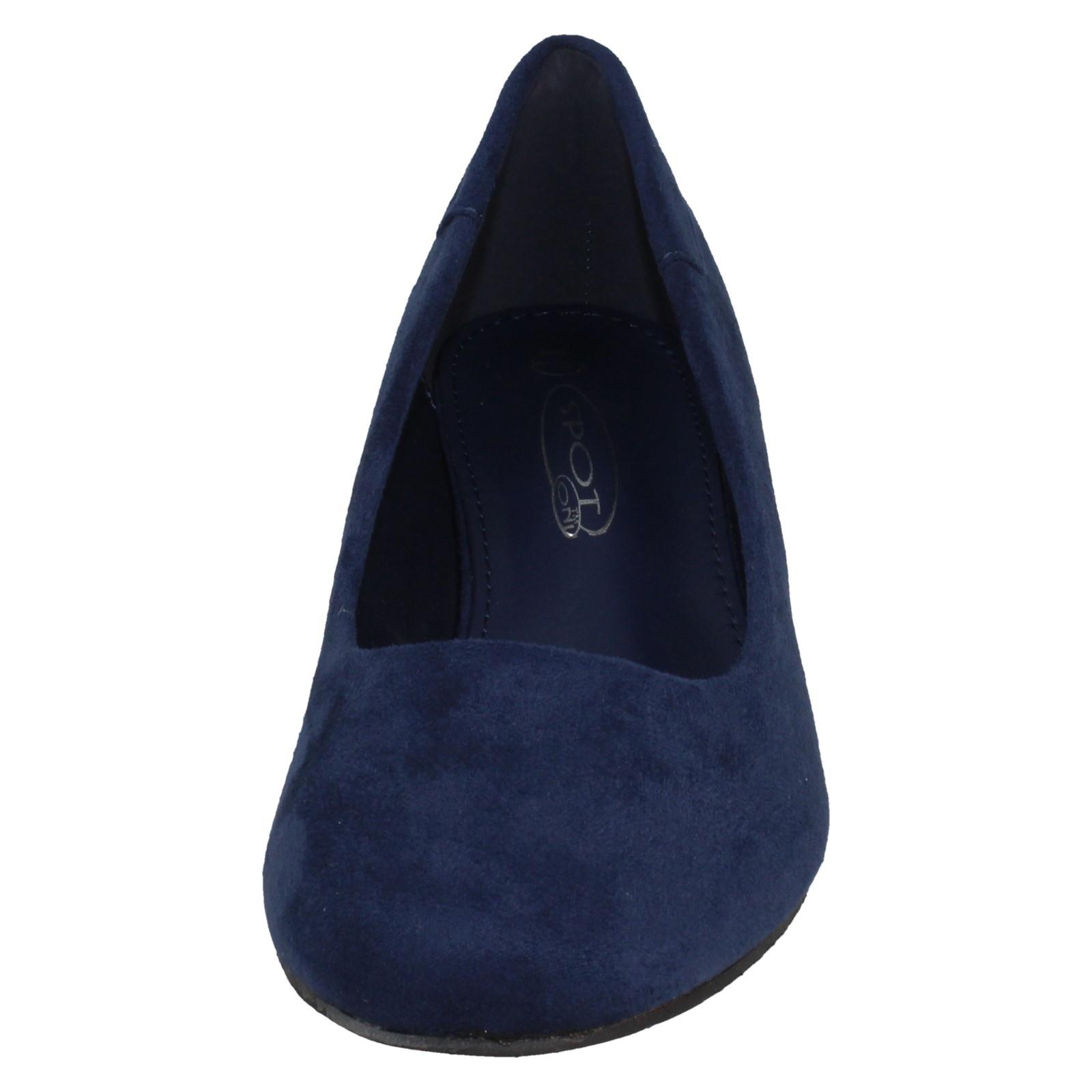 Ladies Spot On Low Wedge Court Shoes *F9R806* - Picture 36 of 37