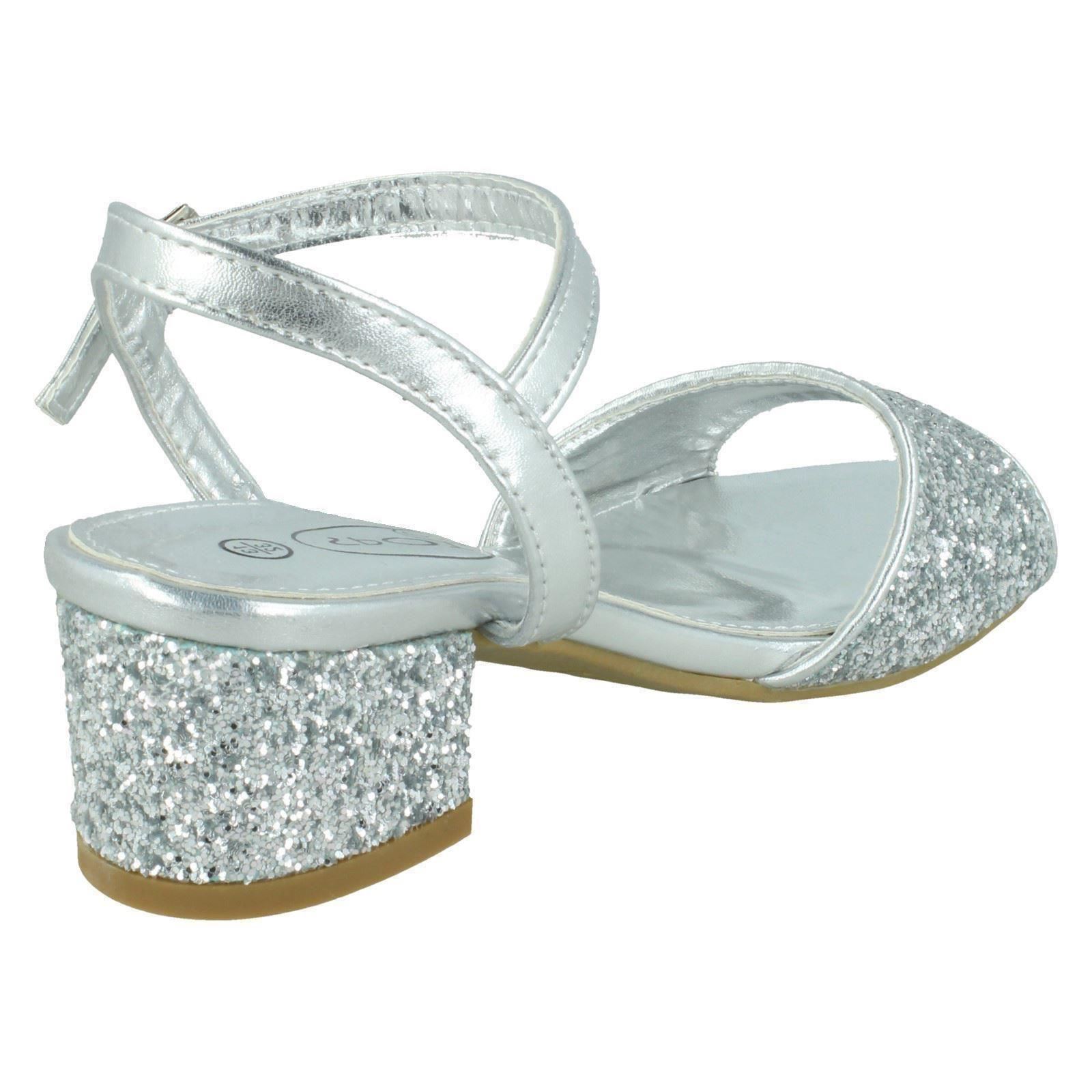 Girls Spot On Mid Block Heel Sandals - Picture 24 of 28