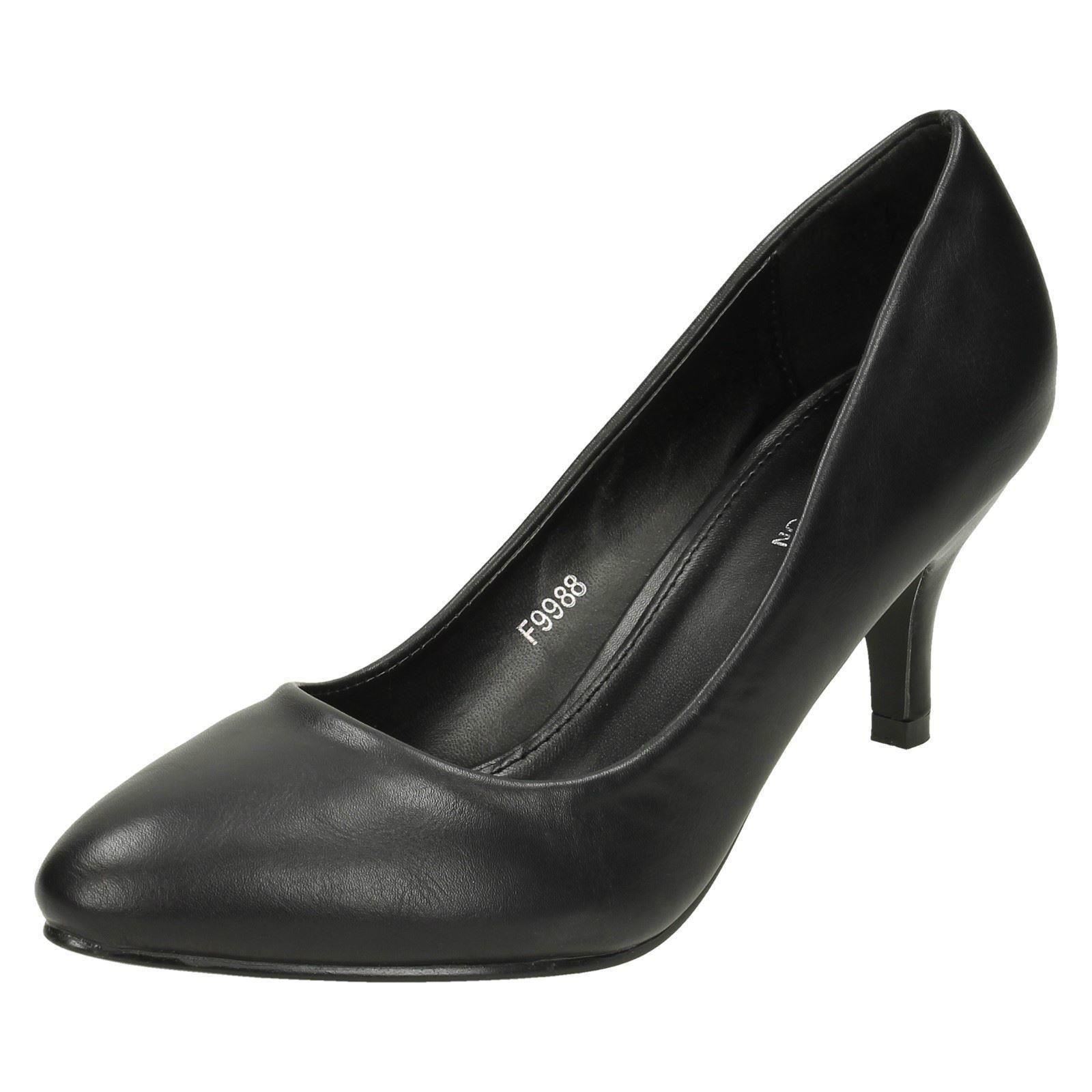 Ladies Spot On Mid Heel Pointed Toe Court 'Shoes' - Picture 2 of 37