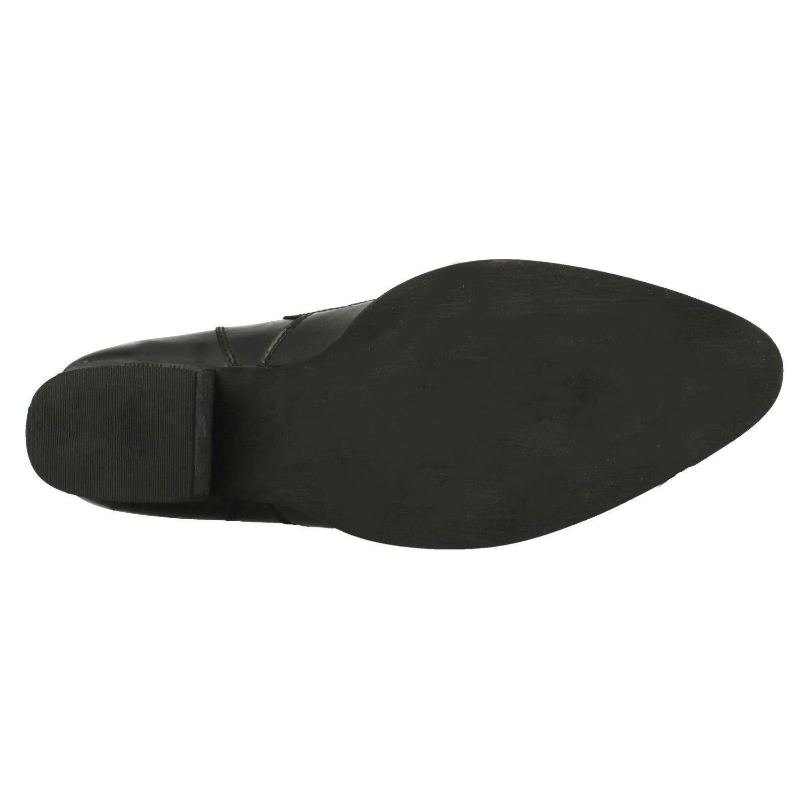 Botas al tobillo sin cordones para damas - Imagen 10 de 19