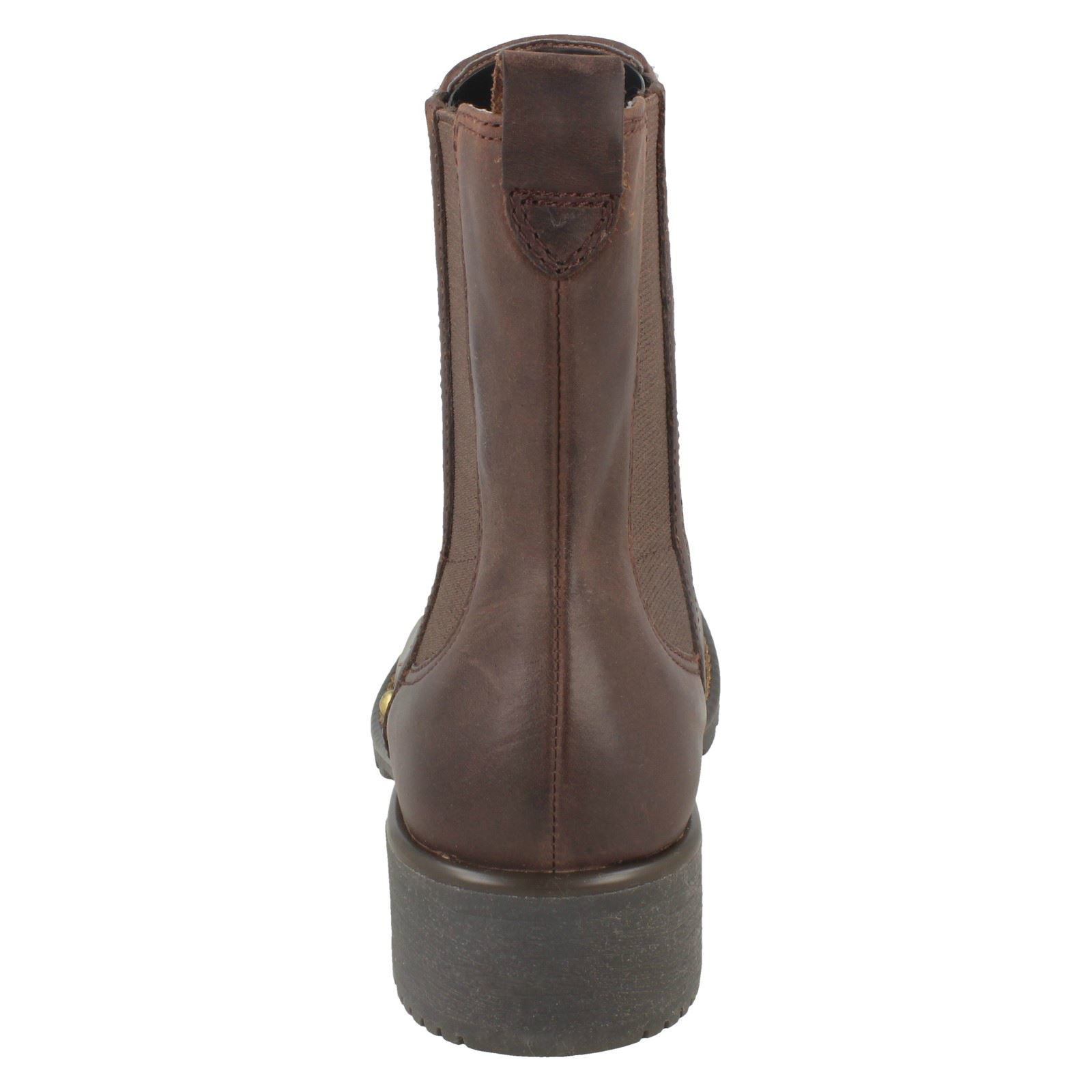 clarks orinoco club tan leather