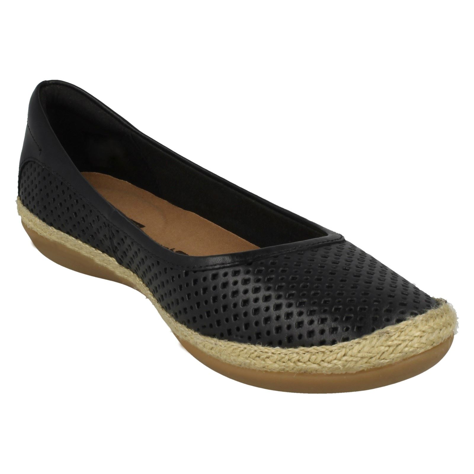 clarks ladies ballerina shoes