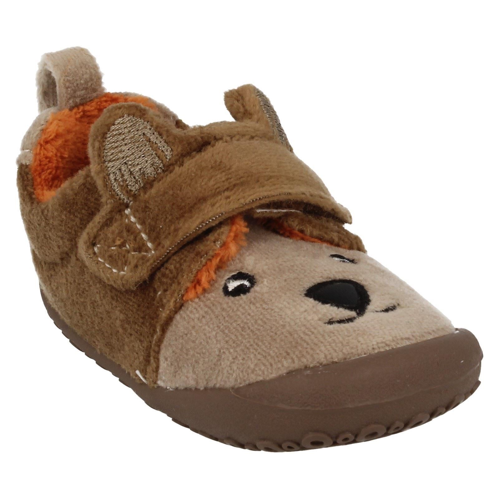 clarks boys slippers