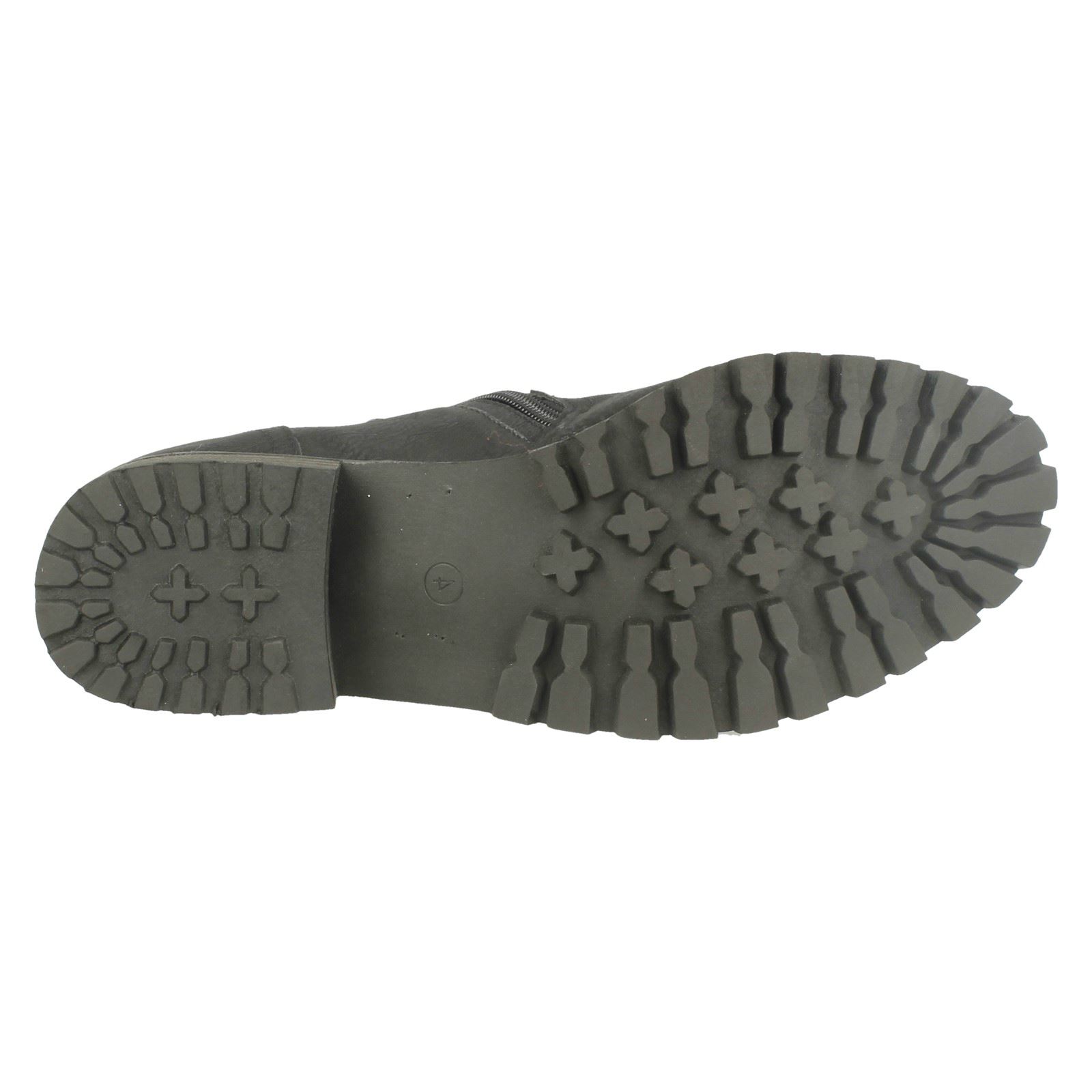 Ladies Spot On Chunky Ankle 'Boots' - Picture 10 of 19