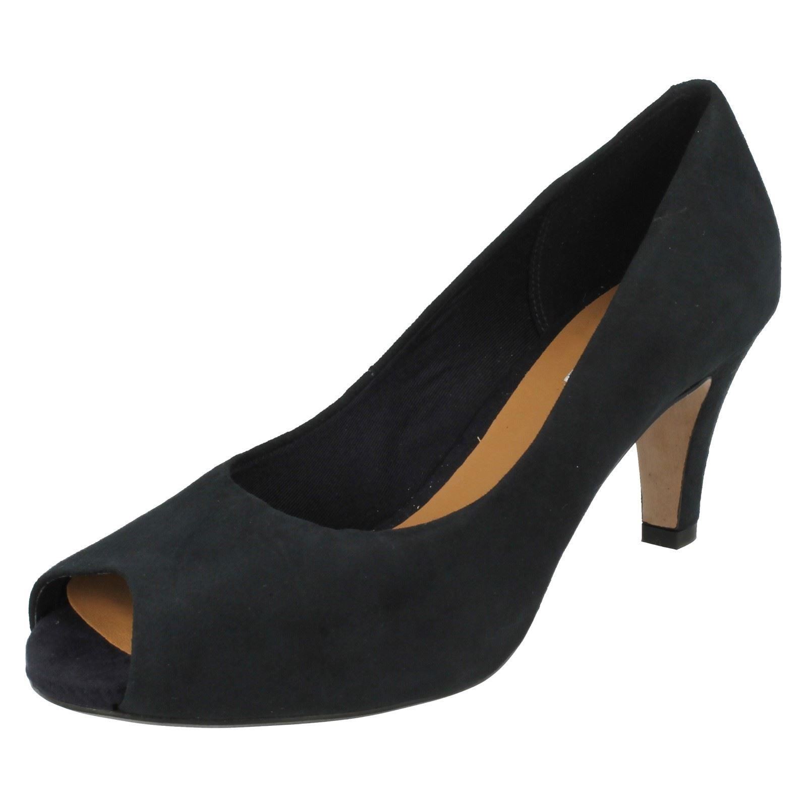 clarks chorus sing peep toe shoes