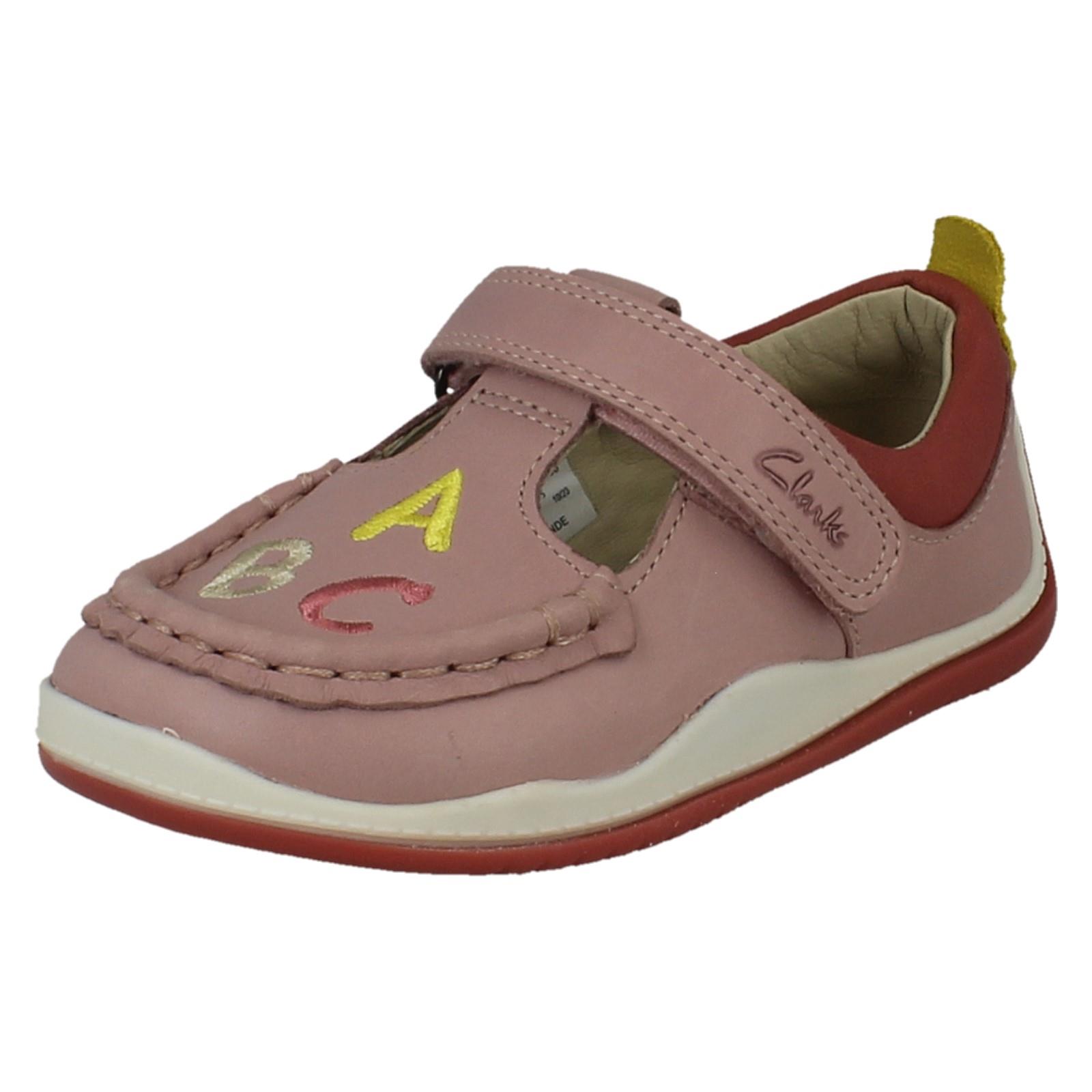 Niños Niños Niñas Clarks Cuero Gancho y Bucle Barra en T Zapatos Fideos Brillo T - Imagen 2 de 19