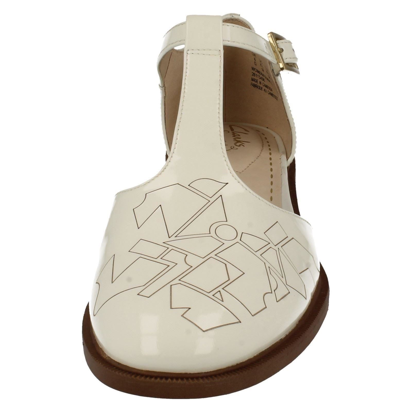 Ladies Ladies Ladies Clarks Fashion Buckle T-Bars Taylor Palm 978631 Ladies Ladies Ladies Clarks Fashion Buckle T-Bars Taylor Palm 978631