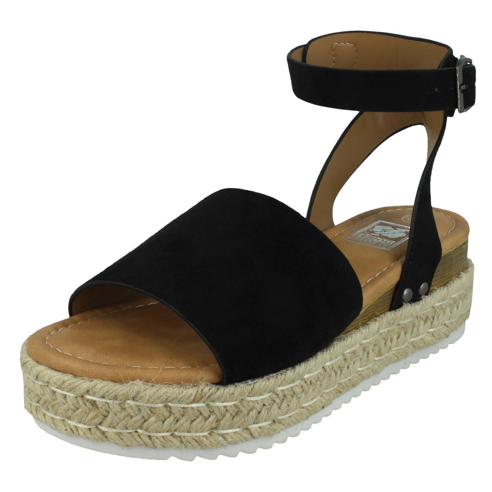 Down To Earth Ladies Flatform Ankle Strap Sandals - Picture 2 of 19