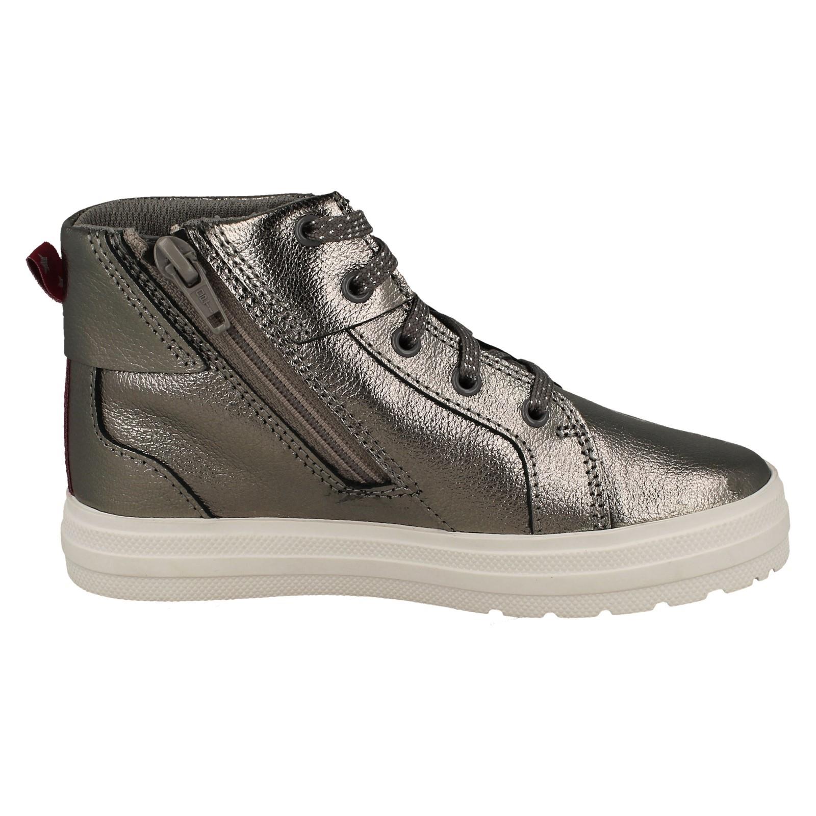Botines informales Clarks de cuero con cremallera y cordones para niños Nova City - Imagen 16 de 28