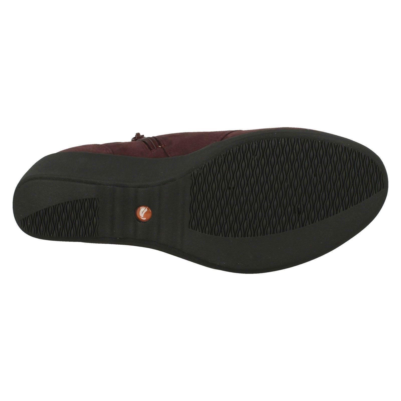 Clarks Damas Tacón Tacón Tacón Bajo Cuña botín-un tallara Eva d98336 Clarks Damas Tacón Tacón Tacón Bajo Cuña botín-un tallara Eva d98336