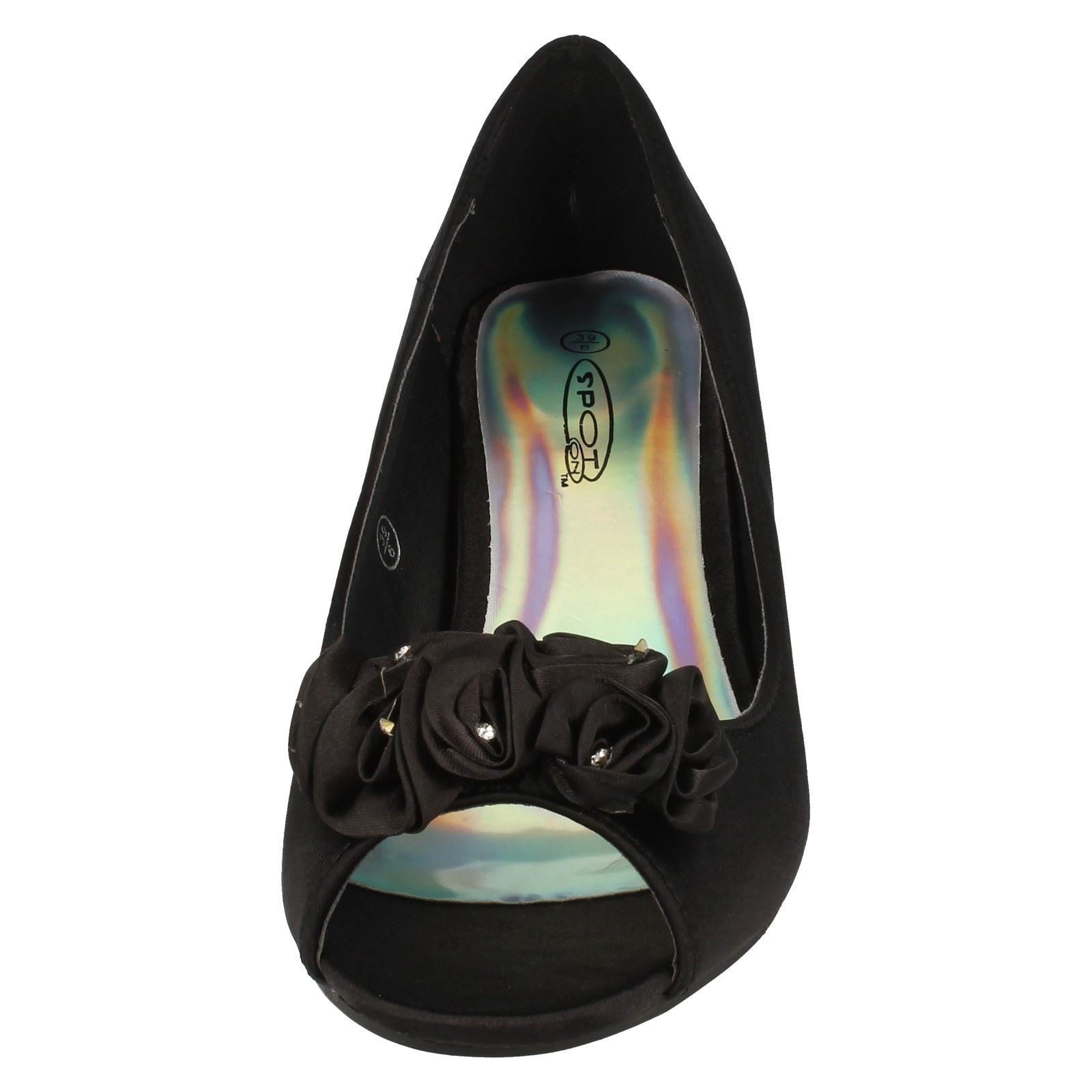 "Zapatos para dama Spot On Peep Toe con ""detalle floral"" - Imagen 9 de 55