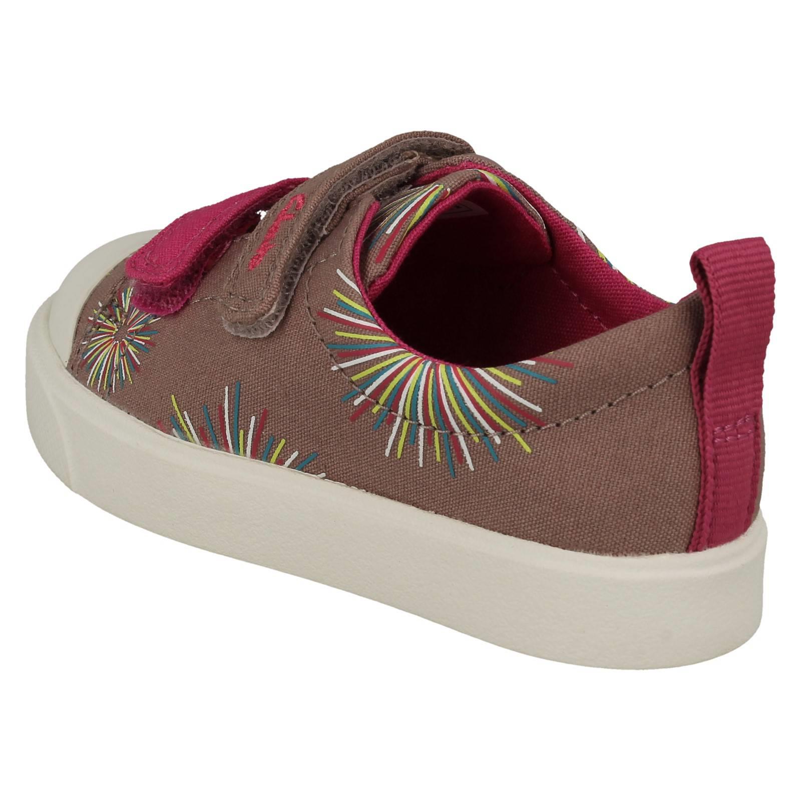 Leichte Canvas-Schuhe mit Clarks-Muster und Details für Kinder *City Bright* - Bild 34 von 64