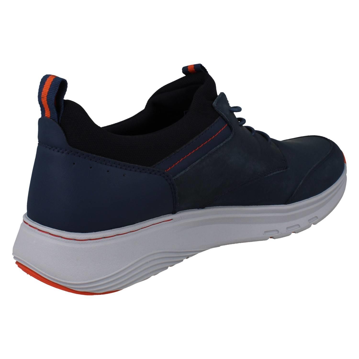 Men's Clarks Motion Tread Slip On Casual Waxy Leather Shoes Motion Trek EZ - Picture 15 of 19