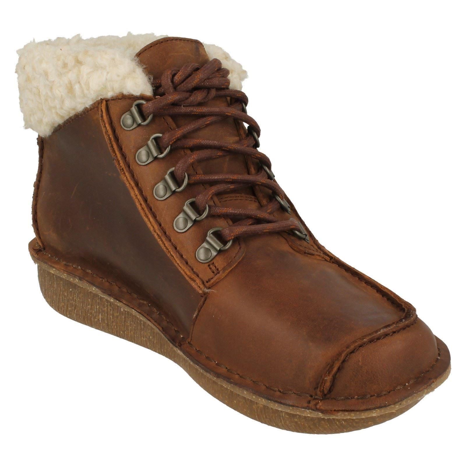 Top de las Señoras Clarks Piel Clarks Señoras botas al Tobillo Funny Girl 11e066 Top de las Señoras Clarks Piel Clarks Señoras botas al Tobillo Funny Girl 11e066