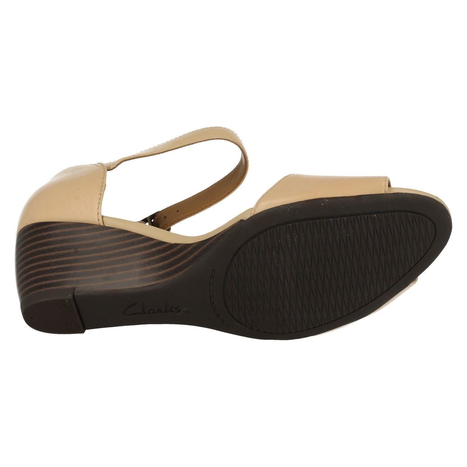 Damas Clarks Clarks Clarks Sandalias de cuña con inteligente-Brielle Drive e11d9f Damas Clarks Clarks Clarks Sandalias de cuña con inteligente-Brielle Drive e11d9f