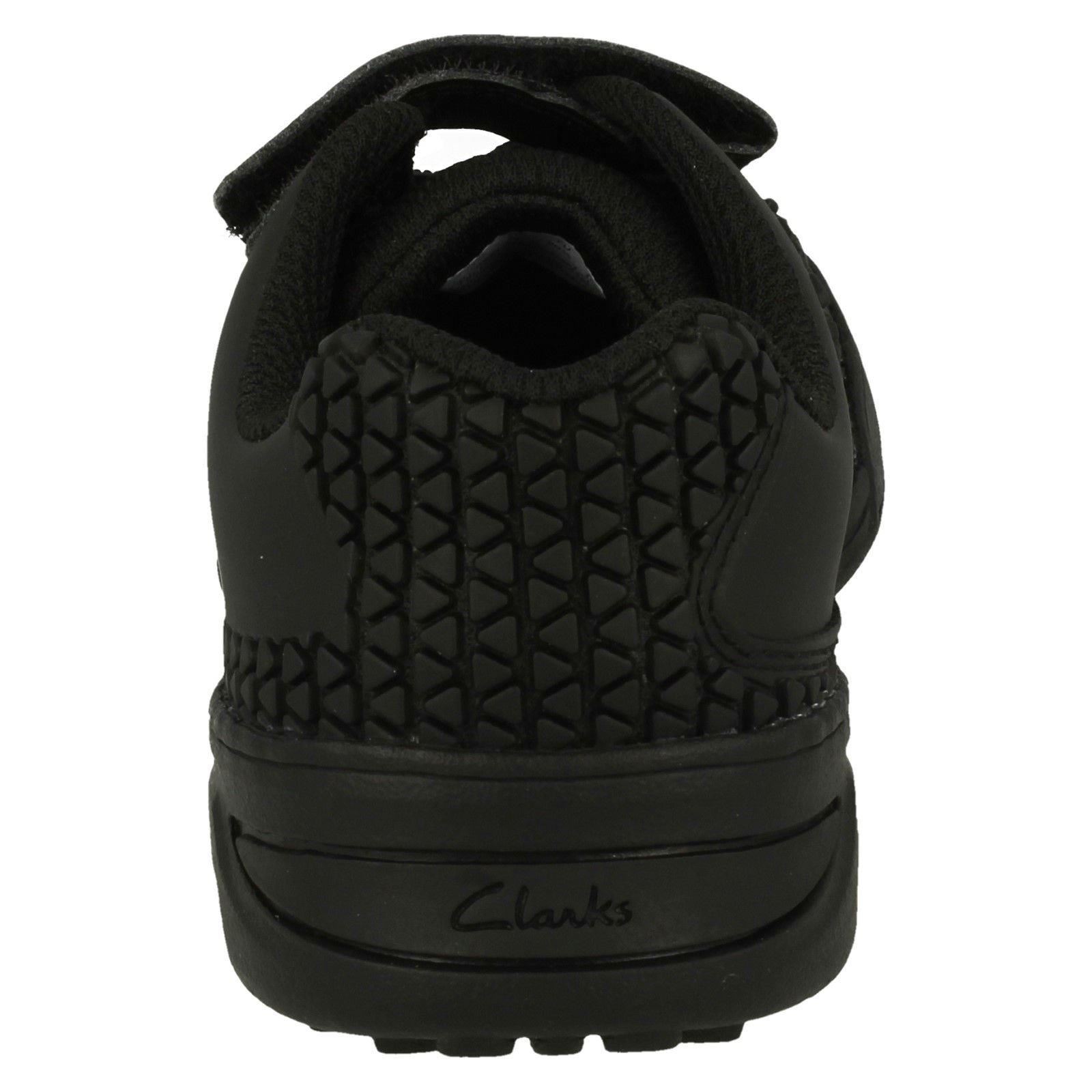 clarks blaze trainers