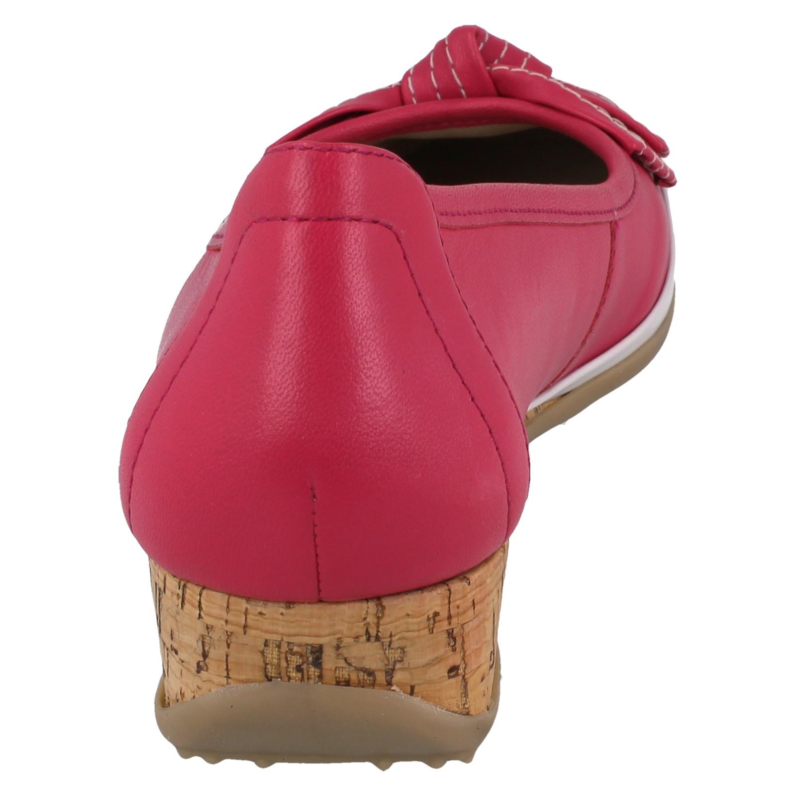 Zapatos de tacón de cuña pequeños Van-Dal para dama Barbados II - Imagen 5 de 28