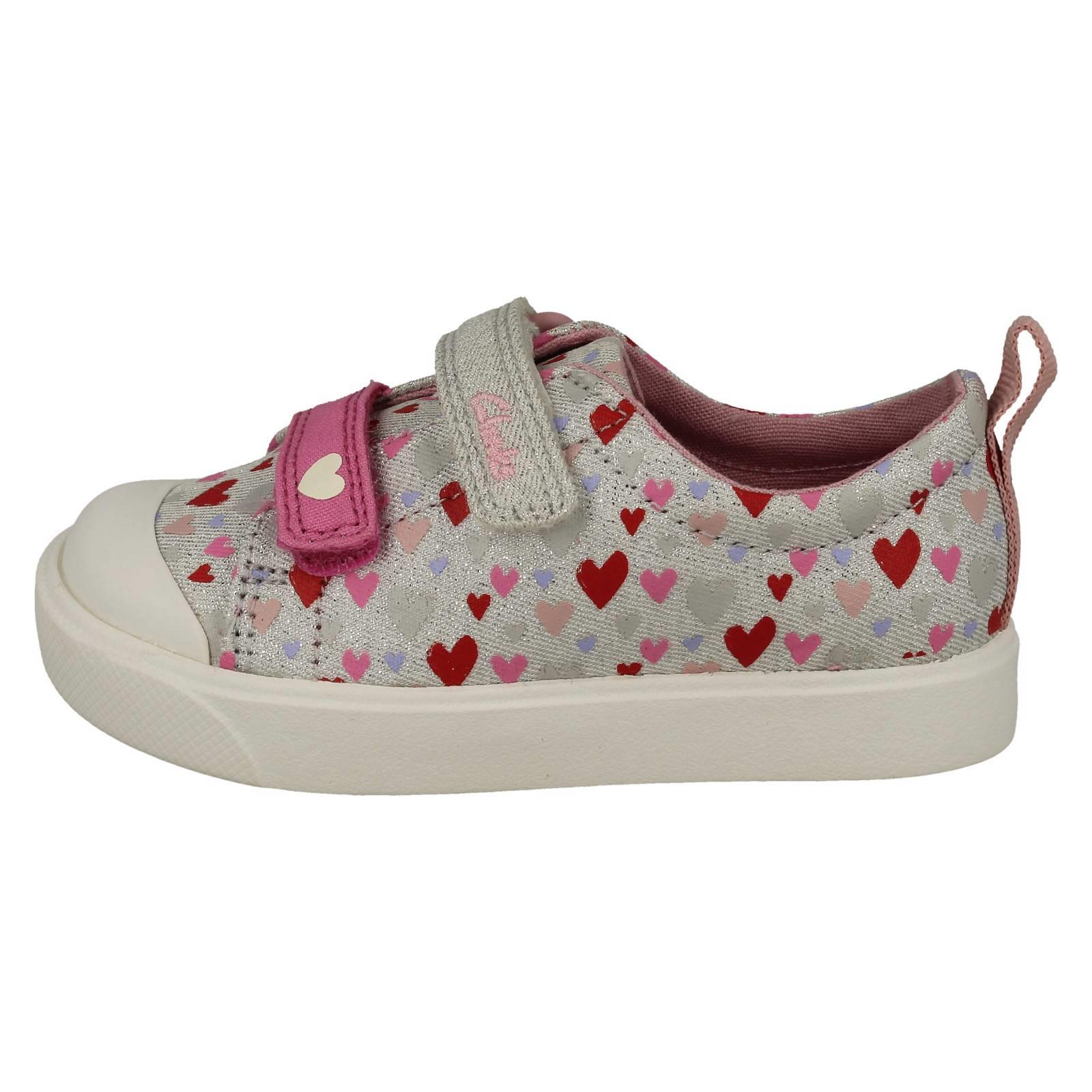 Leichte Canvas-Schuhe mit Clarks-Muster und Details für Kinder *City Bright* - Bild 15 von 64