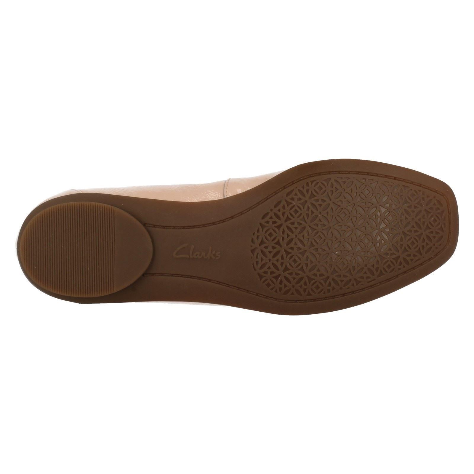 Ladies Clarks Ballerina Style Style Style Pumps 'Candra Light' c42bdc Ladies Clarks Ballerina Style Style Style Pumps 'Candra Light' c42bdc