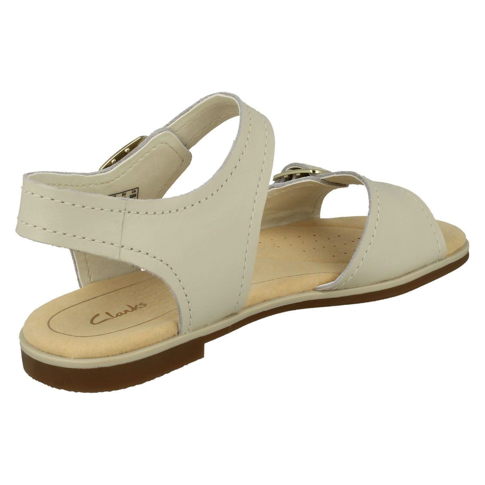 clarks bay sandals