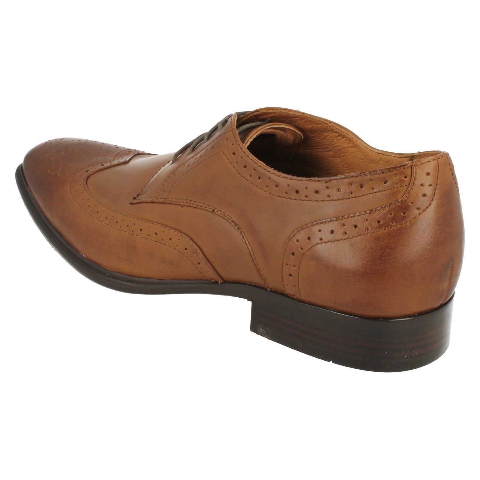 memory foam brogues