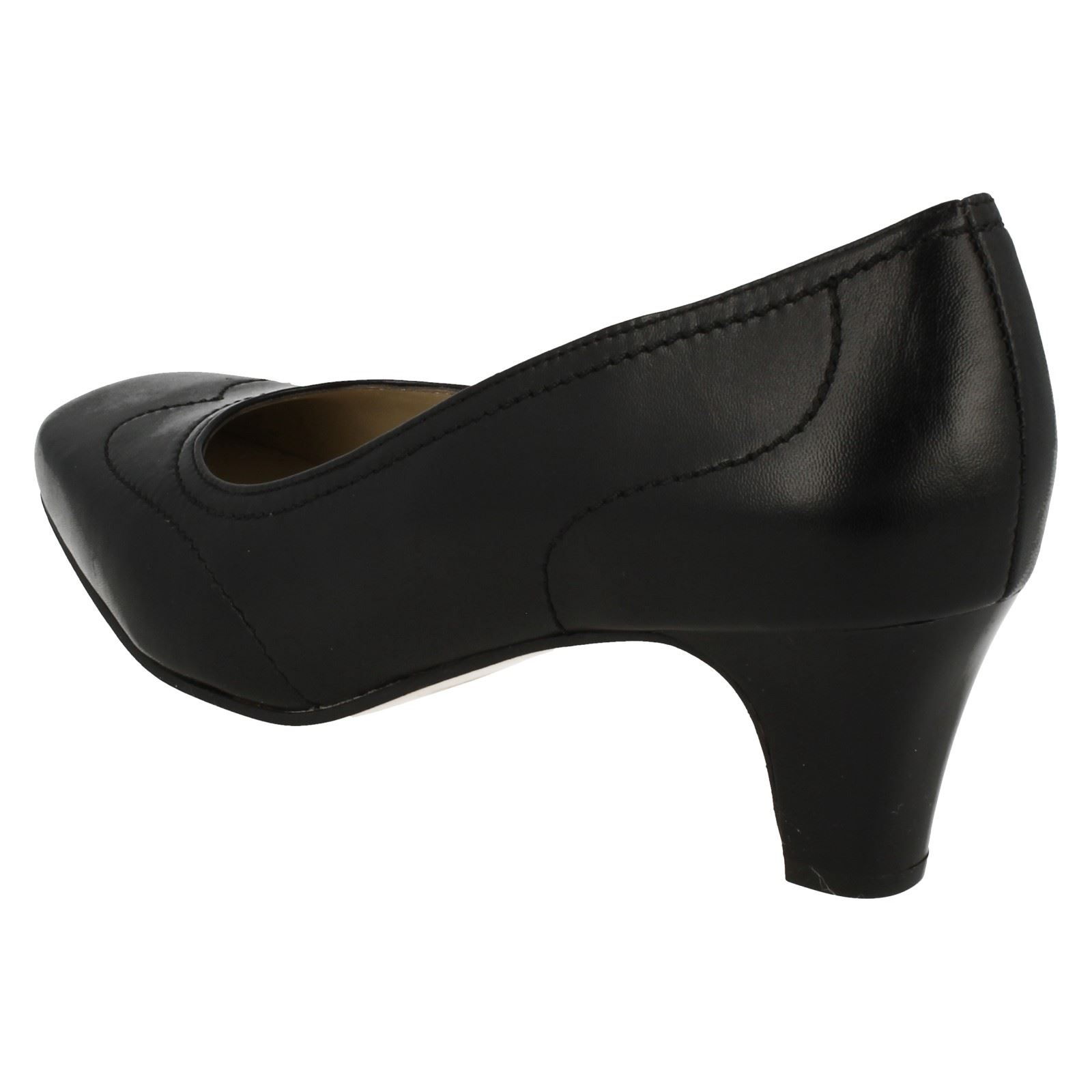 broad fitting ladies shoes