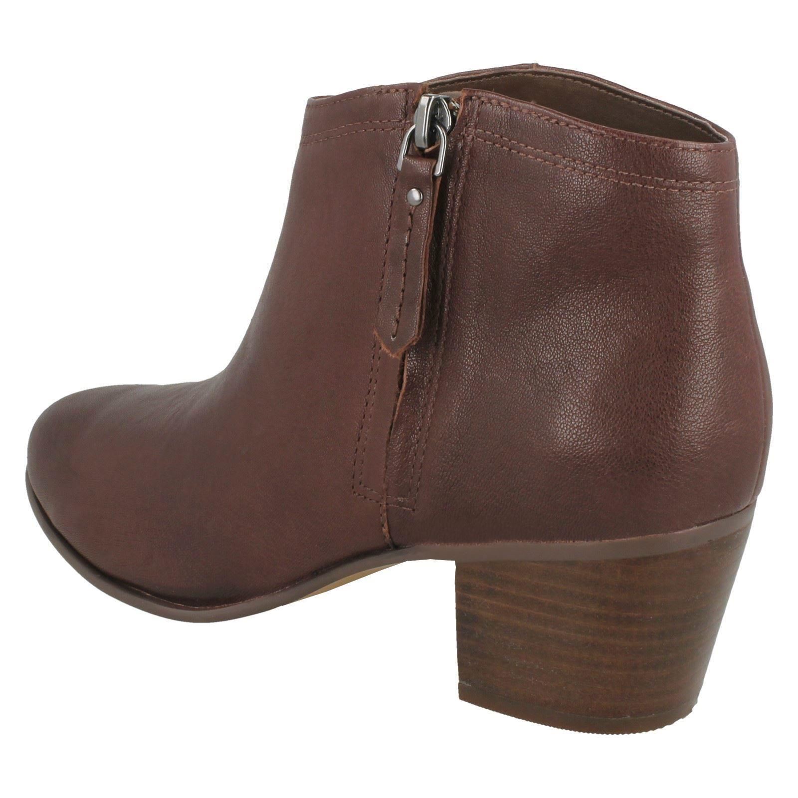 Damas Clarks Informal botas al Tobillo Tobillo Tobillo maypearl Alice 868941 Damas Clarks Informal botas al Tobillo Tobillo Tobillo maypearl Alice 868941